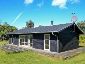Beautiful Holiday Home in Tranek r with Barbecue in Klavsebølle